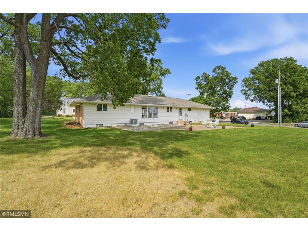 1409 Menomonie Street Eau Claire WI 54703 7087462 image39