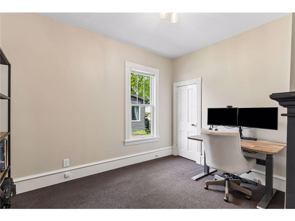 141 7th Avenue N Hopkins MN 55343 7093612 image13