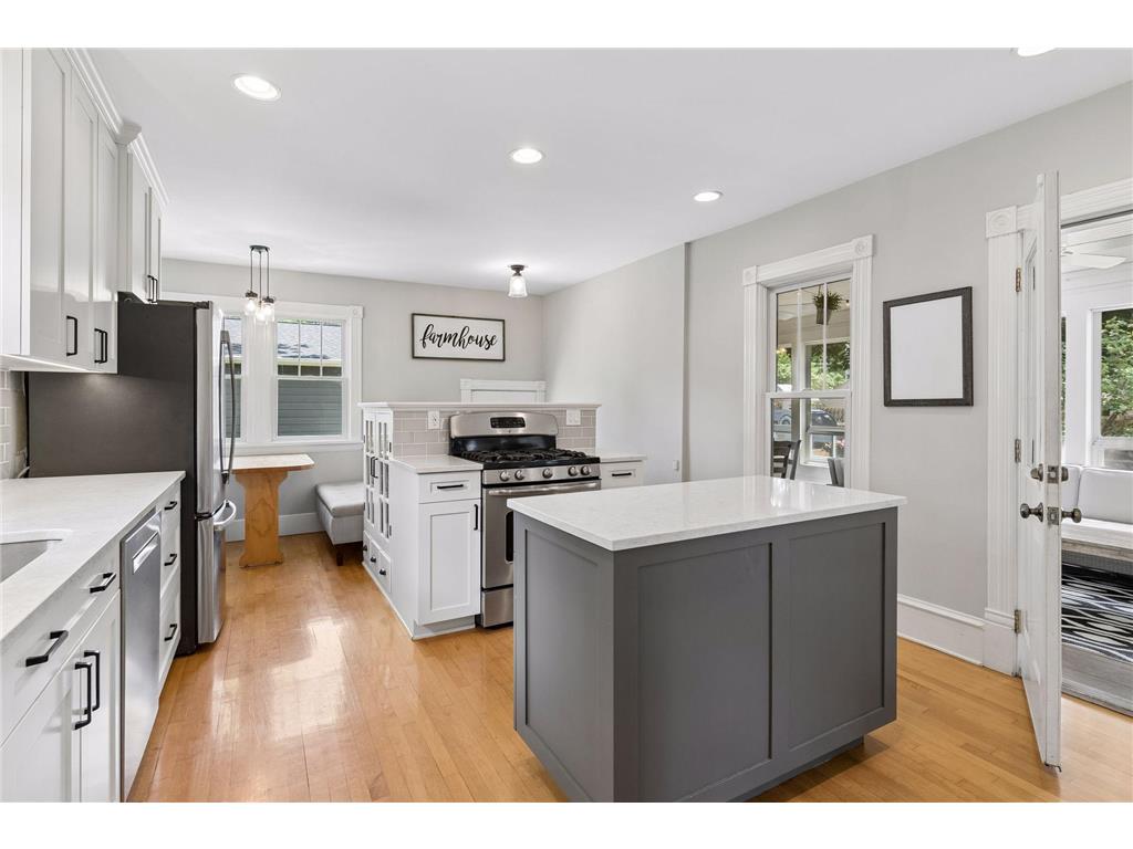 141 7th Avenue N Hopkins MN 55343 7093612 image16