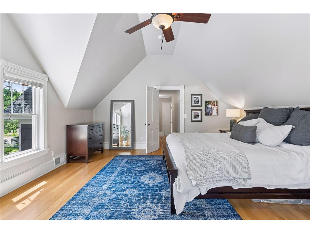 141 7th Avenue N Hopkins MN 55343 7093612 image30