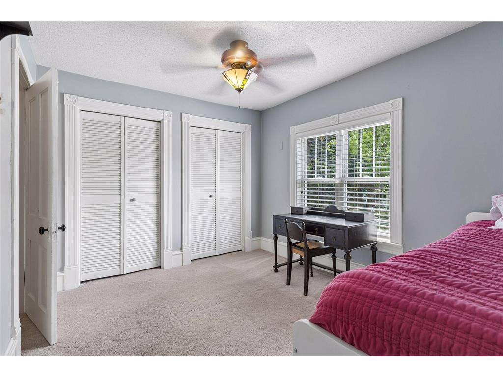 141 7th Avenue N Hopkins MN 55343 7093612 image32