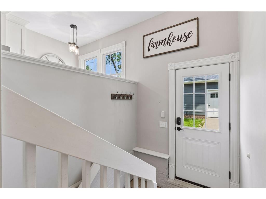 141 7th Avenue N Hopkins MN 55343 7093612 image36