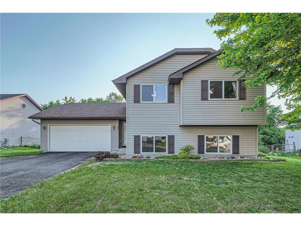 141 Hill Street Montrose MN 55363 6262272 image1