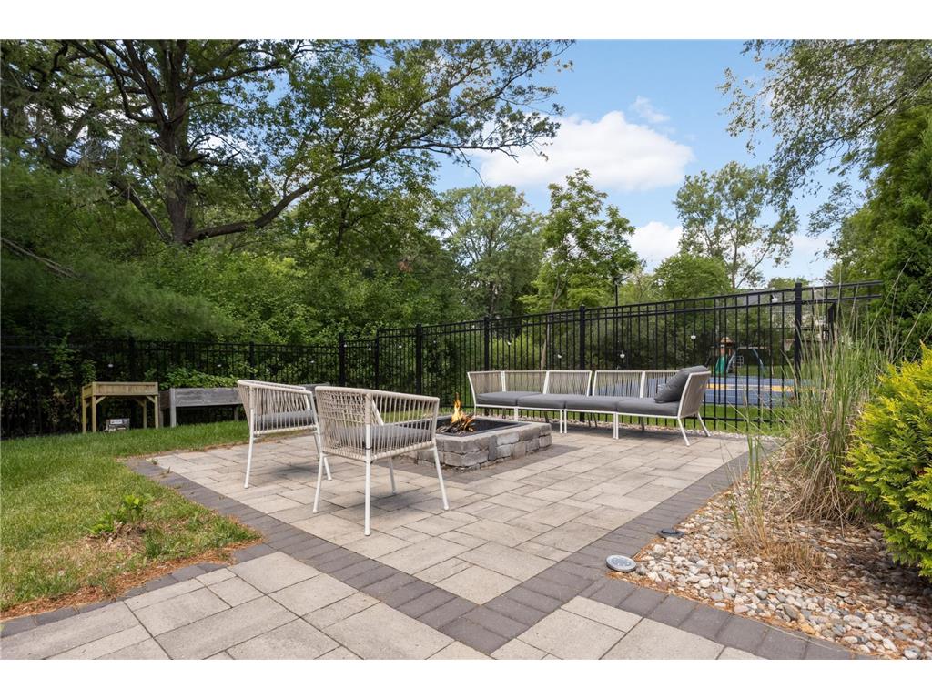 141 Mendota Road W West Saint Paul MN 55118 7089802 image31