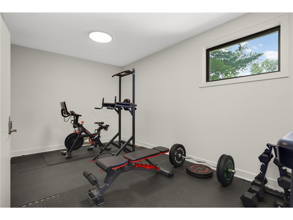 141 Mendota Road W West Saint Paul MN 55118 7089802 image37