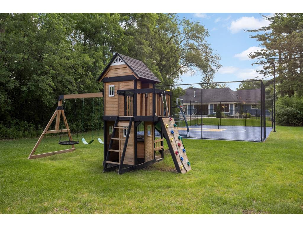 141 Mendota Road W West Saint Paul MN 55118 7089802 image39