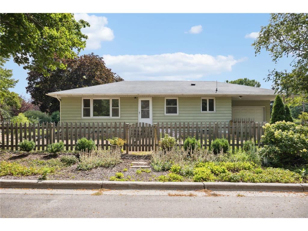 141 Sherman Avenue E Winsted MN 55395 6422911 image1