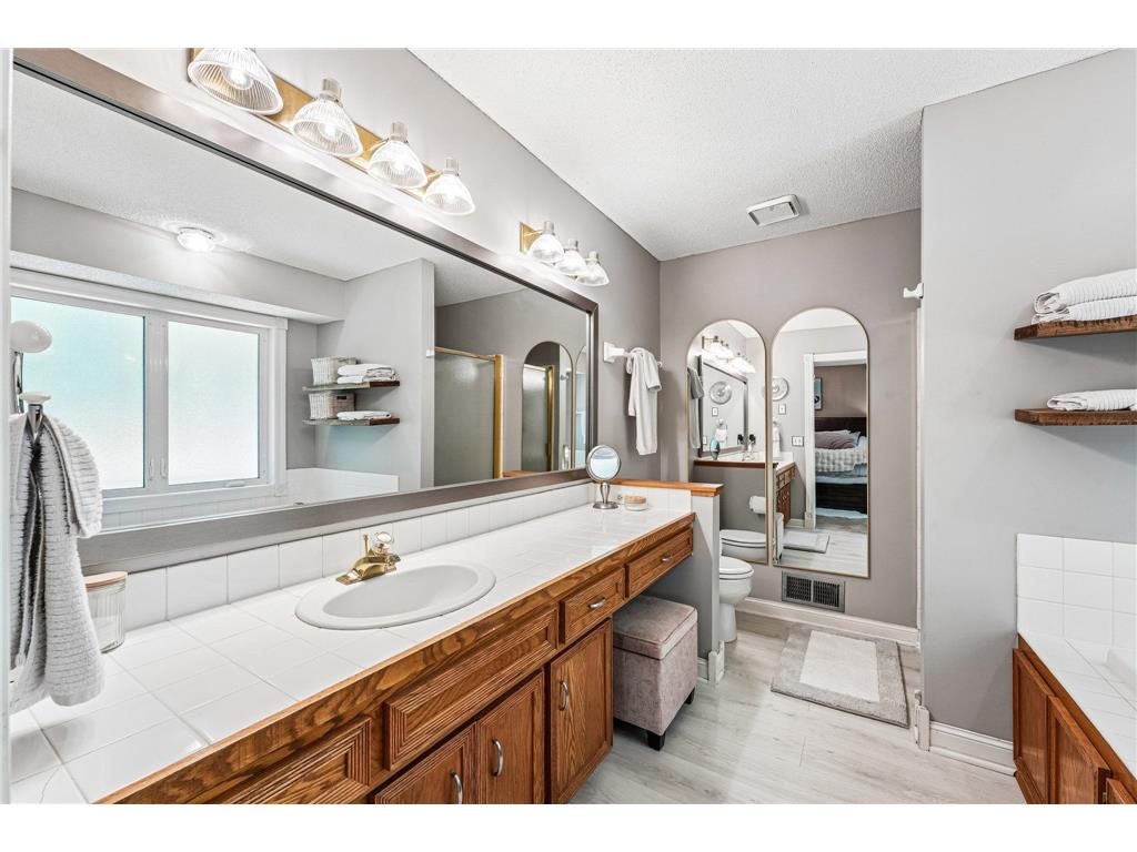 1410 Appaloosa Trail Eagan MN 55122 6815616 image32