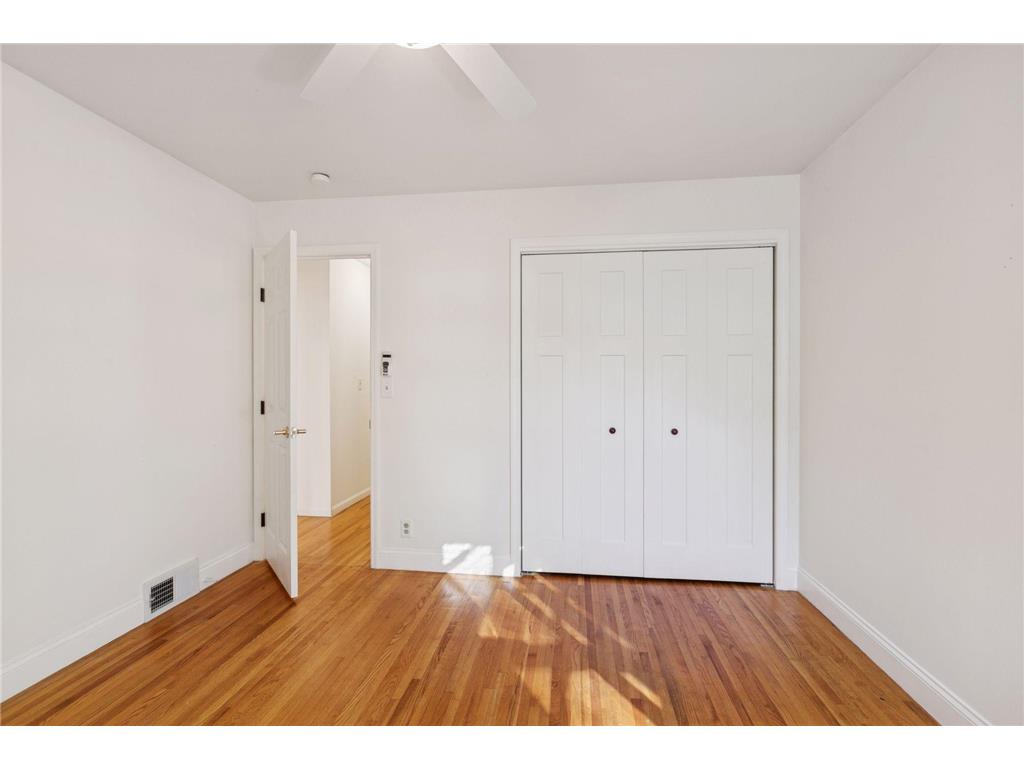 1410 Hillsboro Avenue S Saint Louis Park MN 55426 6812508 image19