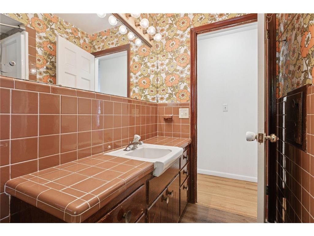 1410 Hillsboro Avenue S Saint Louis Park MN 55426 6812508 image23