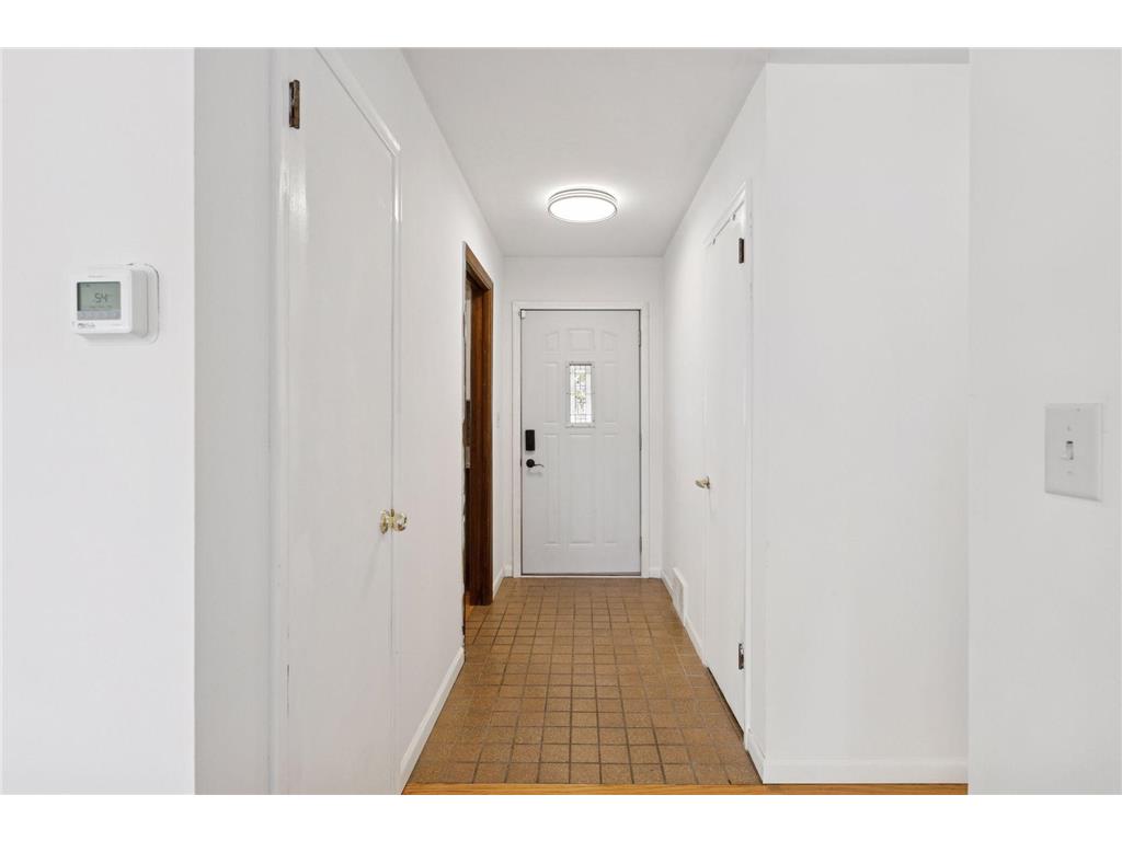 1410 Hillsboro Avenue S Saint Louis Park MN 55426 6812508 image4