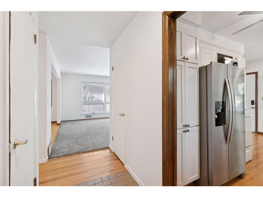 1410 Hillsboro Avenue S Saint Louis Park MN 55426 6812508 image5