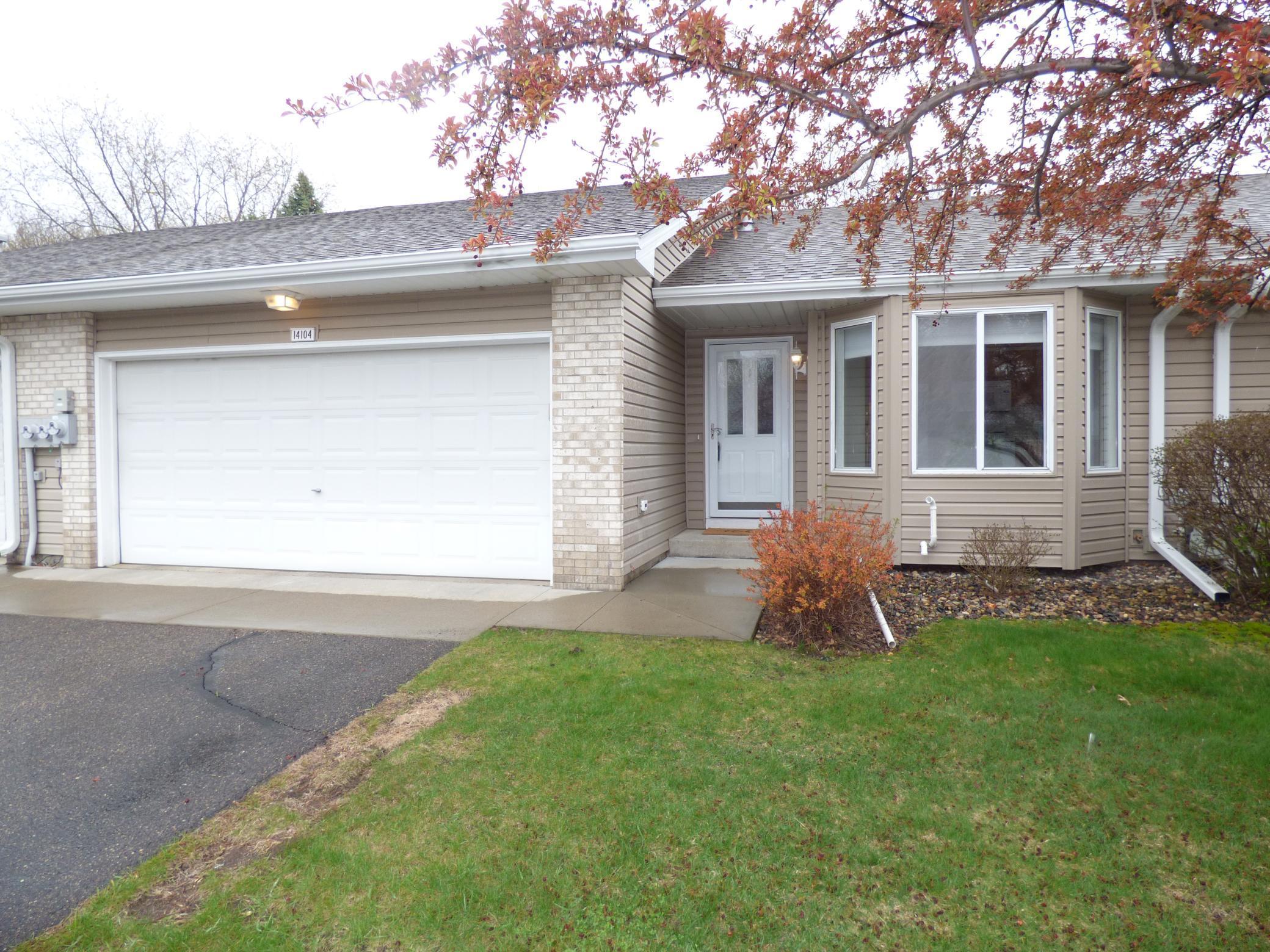 14104 Heywood Path, Apple Valley, MN 55124 MLS 5745800 Edina Realty