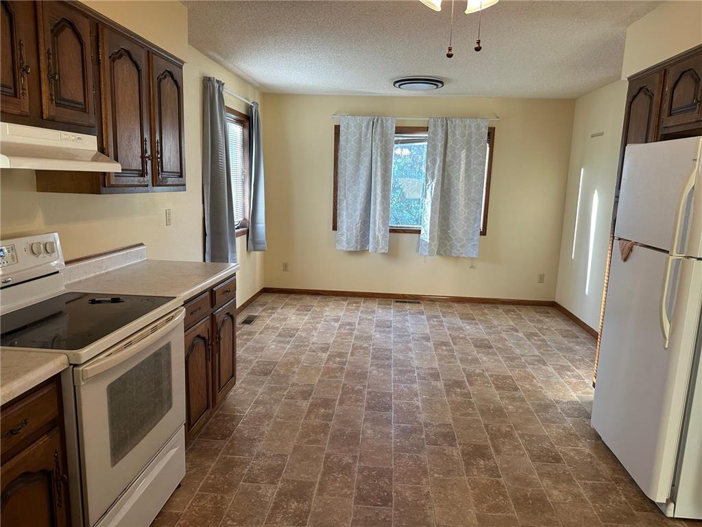 1411 2nd Street Waubun MN 56589 7054107 image6