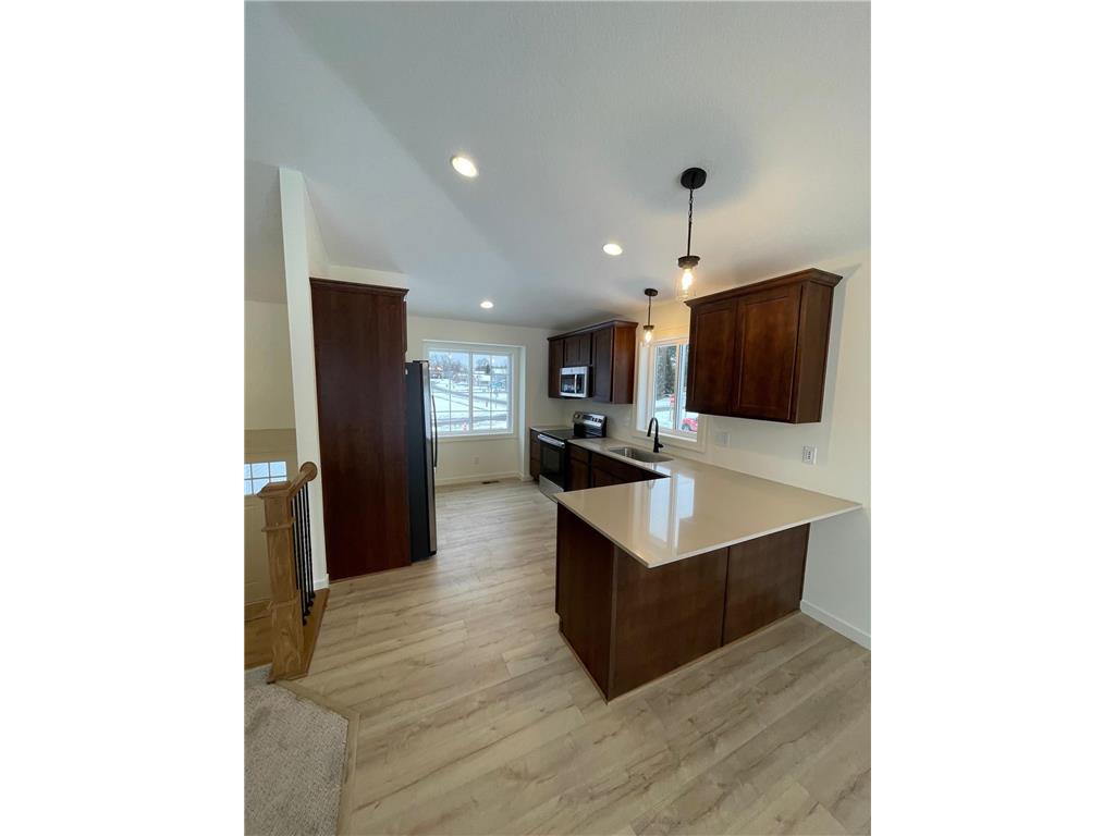 1411 34th Avenue SW Cambridge MN 55008 7033970 image2