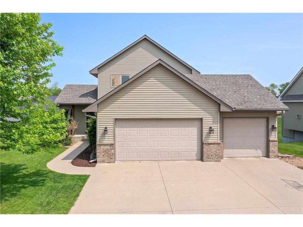 1411 8th Street Court SE, New Prague, MN, 56071 MLS 6362571 Edina