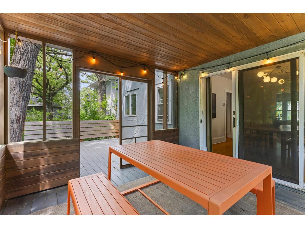 1411 Chelmsford Street Saint Paul MN 55108 7064775 image12