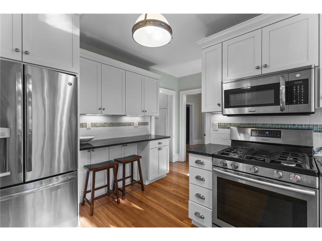 1411 Chelmsford Street Saint Paul MN 55108 7064775 image17