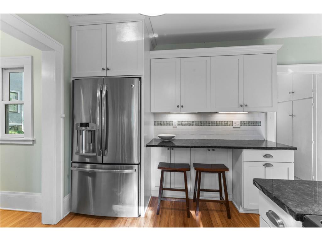 1411 Chelmsford Street Saint Paul MN 55108 7064775 image18