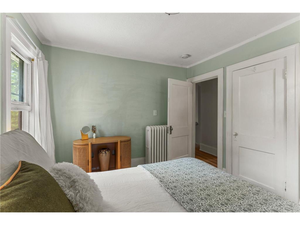1411 Chelmsford Street Saint Paul MN 55108 7064775 image32