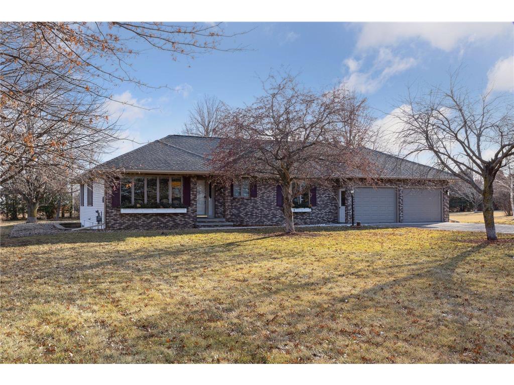 1411 County Road G New Richmond WI 54017 6494586 image1