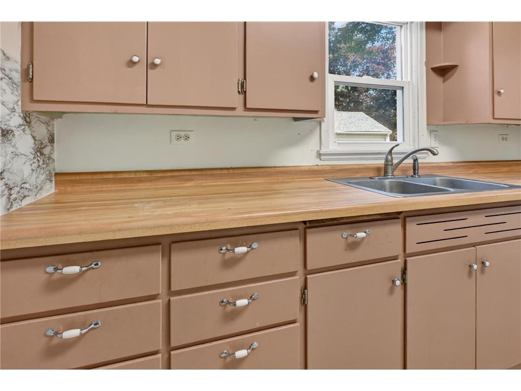 1411 Douglas Street Alexandria MN 56308 7093130 image15