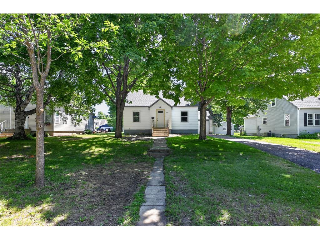 1411 Douglas Street Alexandria MN 56308 7093130 image38