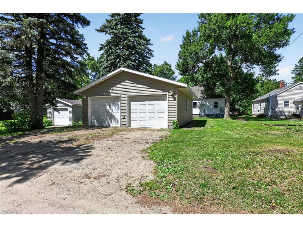 1411 Douglas Street Alexandria MN 56308 7093130 image46