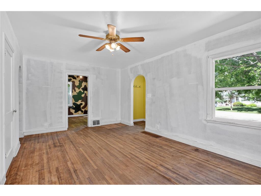 1411 Douglas Street Alexandria MN 56308 7093130 image8