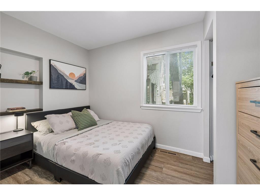 1411 Grand Street NE Minneapolis MN 55413 7105738 image11