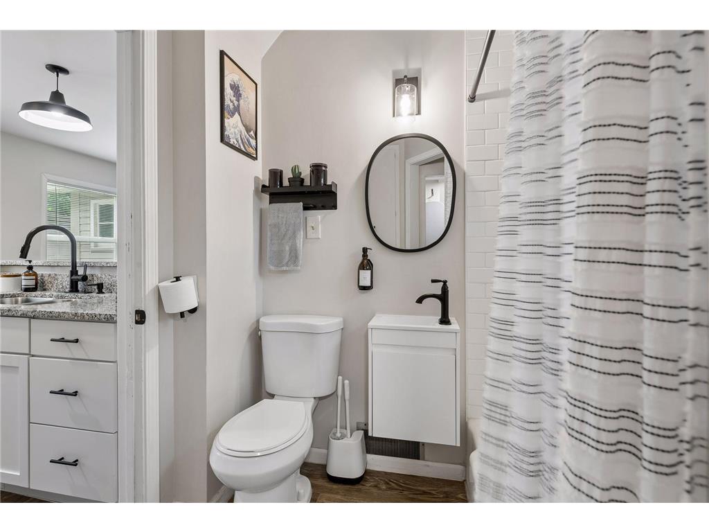 1411 Grand Street NE Minneapolis MN 55413 7105738 image14