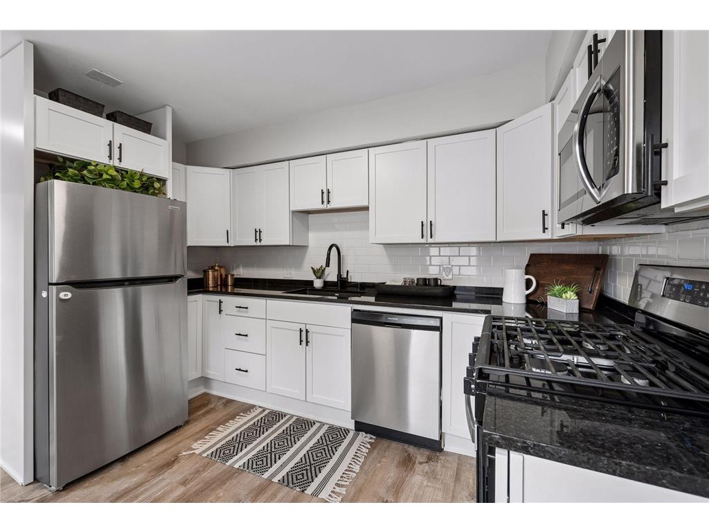 1411 Grand Street NE Minneapolis MN 55413 7105738 image17