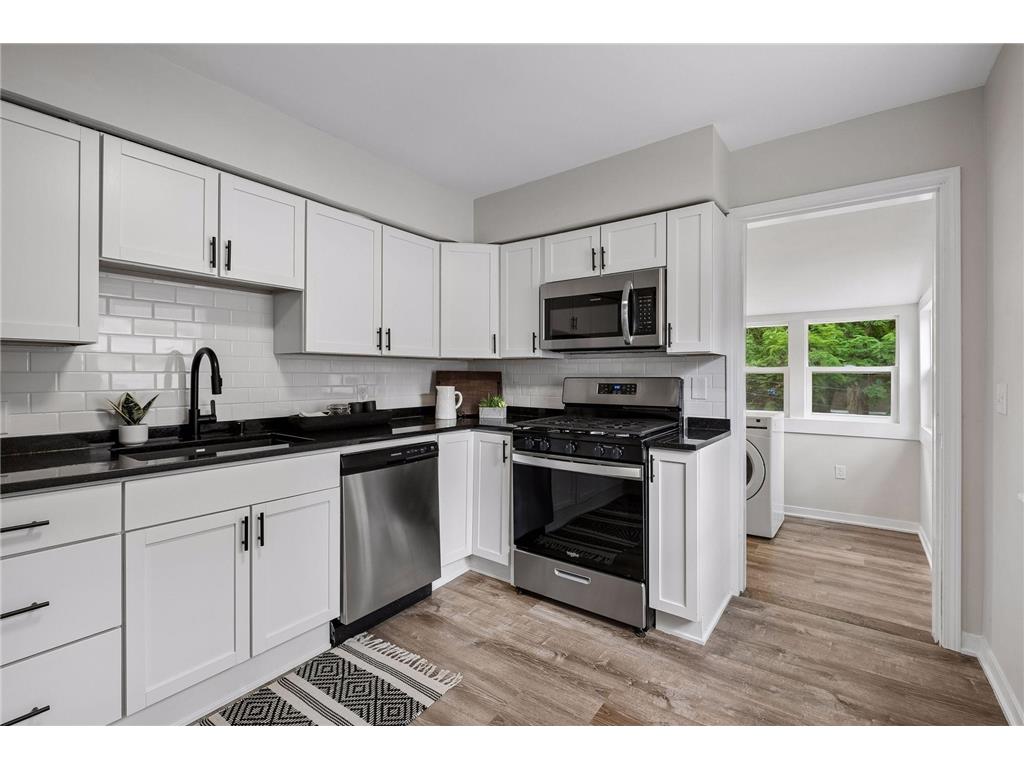 1411 Grand Street NE Minneapolis MN 55413 7105738 image18