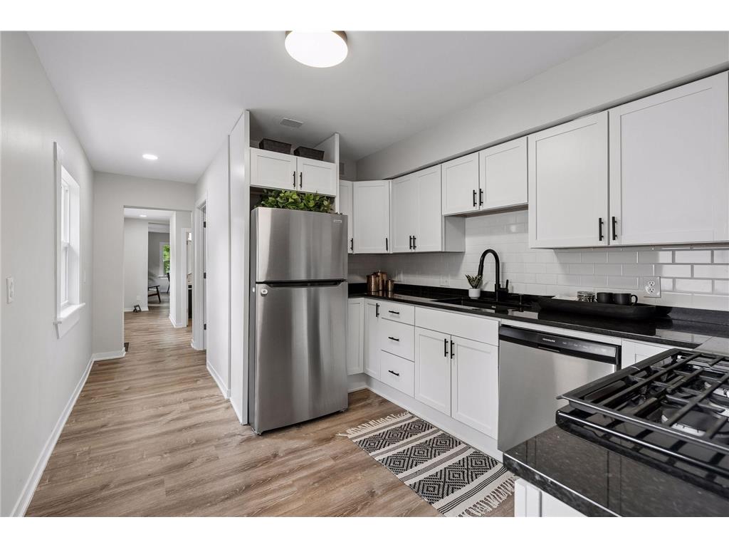 1411 Grand Street NE Minneapolis MN 55413 7105738 image20