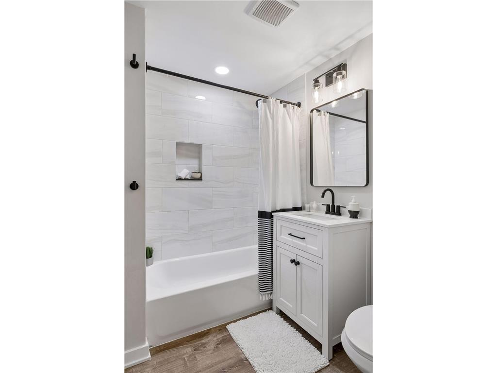 1411 Grand Street NE Minneapolis MN 55413 7105738 image30