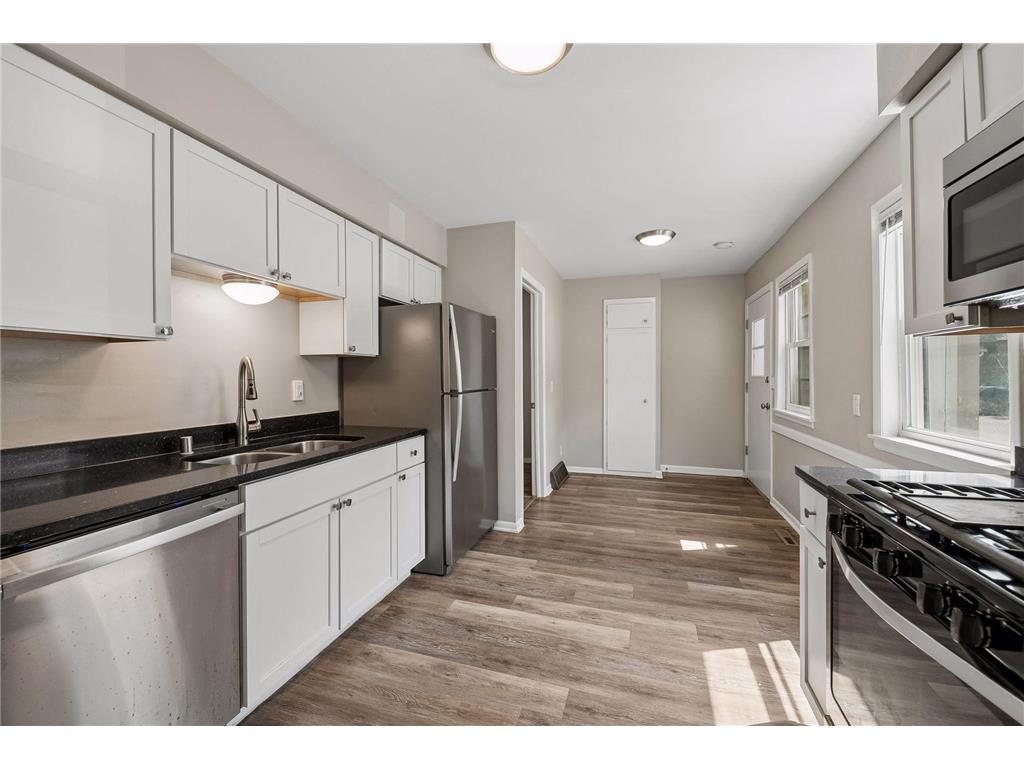 1411 Grand Street NE Minneapolis MN 55413 7105738 image37