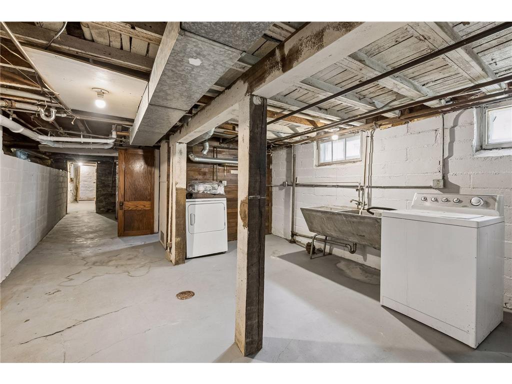 1411 Grand Street NE Minneapolis MN 55413 7105738 image50