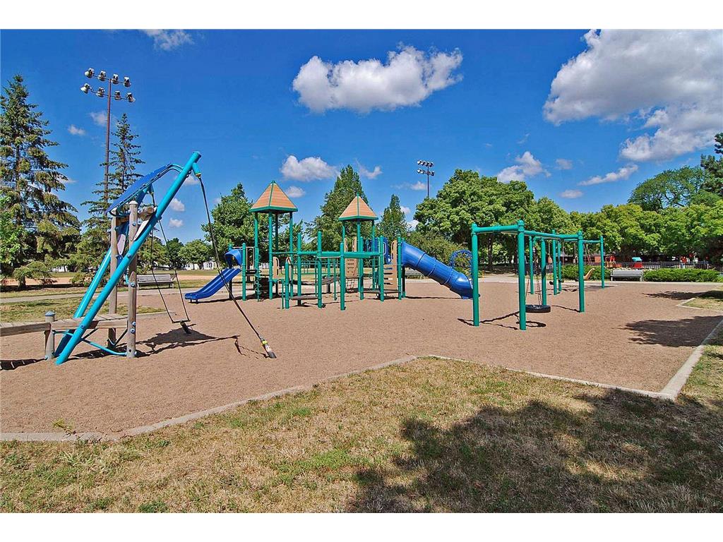1411 Grand Street NE Minneapolis MN 55413 7105738 image66