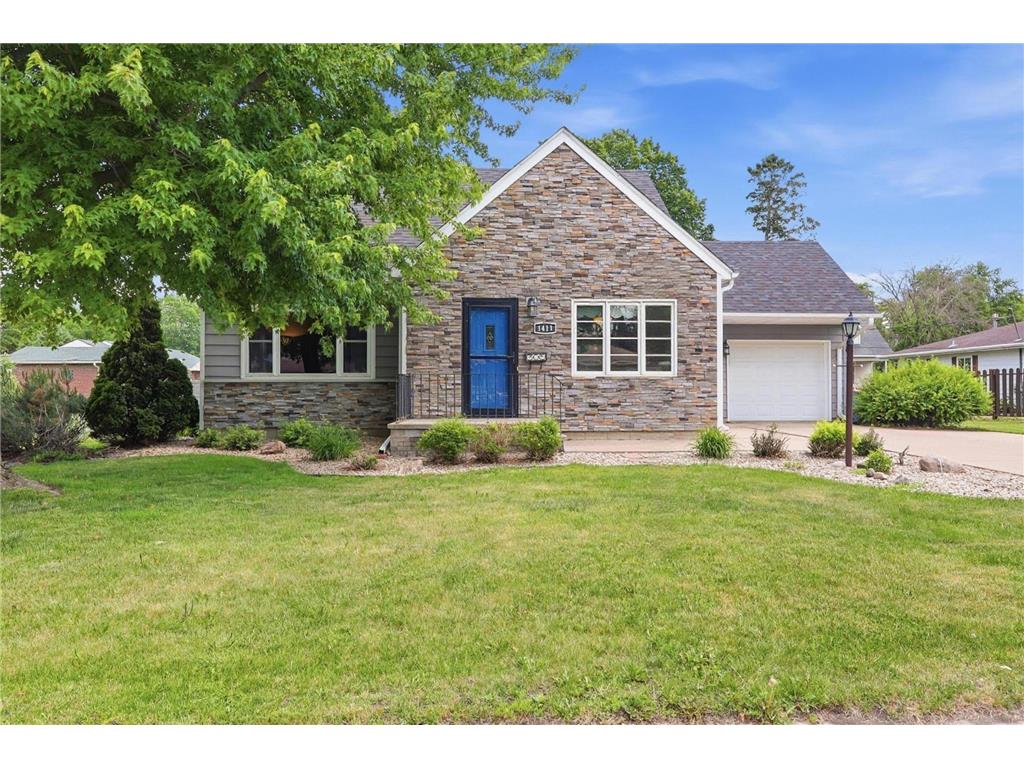 1411 N Cedar Avenue Owatonna MN 55060 7088804 image1