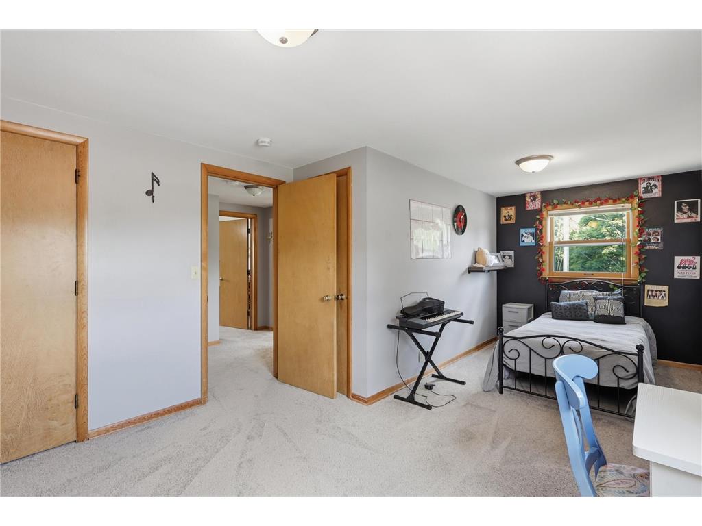 1411 N Cedar Avenue Owatonna MN 55060 7088804 image17