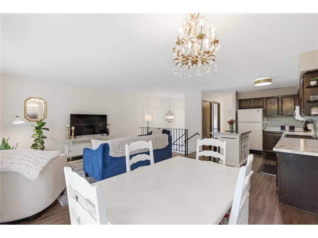 1411 Oak Leaf Lane Burnsville MN 55337 7089228 image11