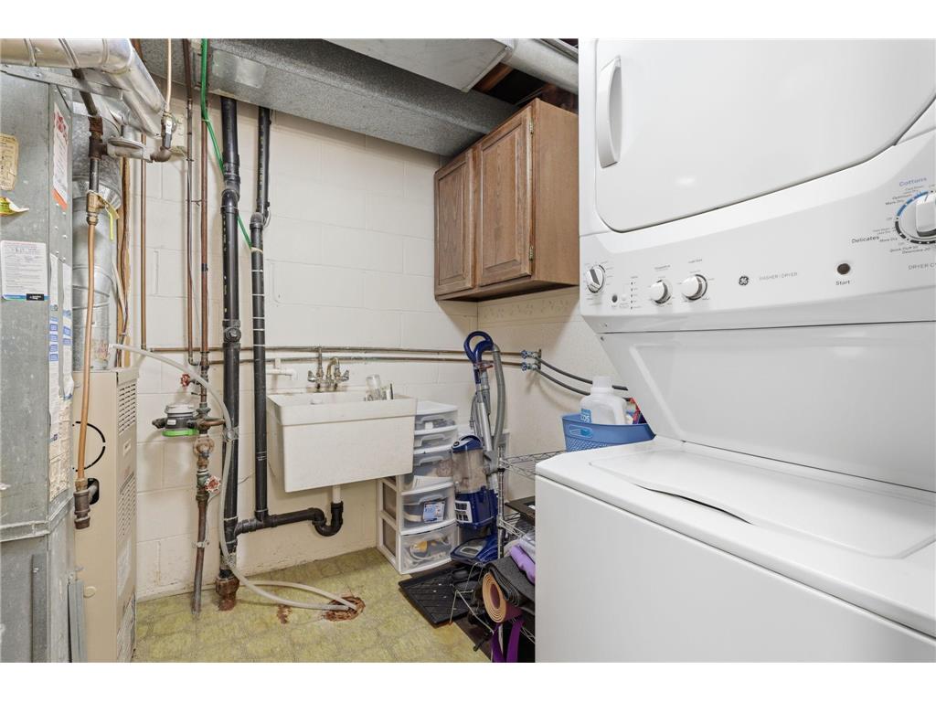 1411 Oak Leaf Lane Burnsville MN 55337 7089228 image22