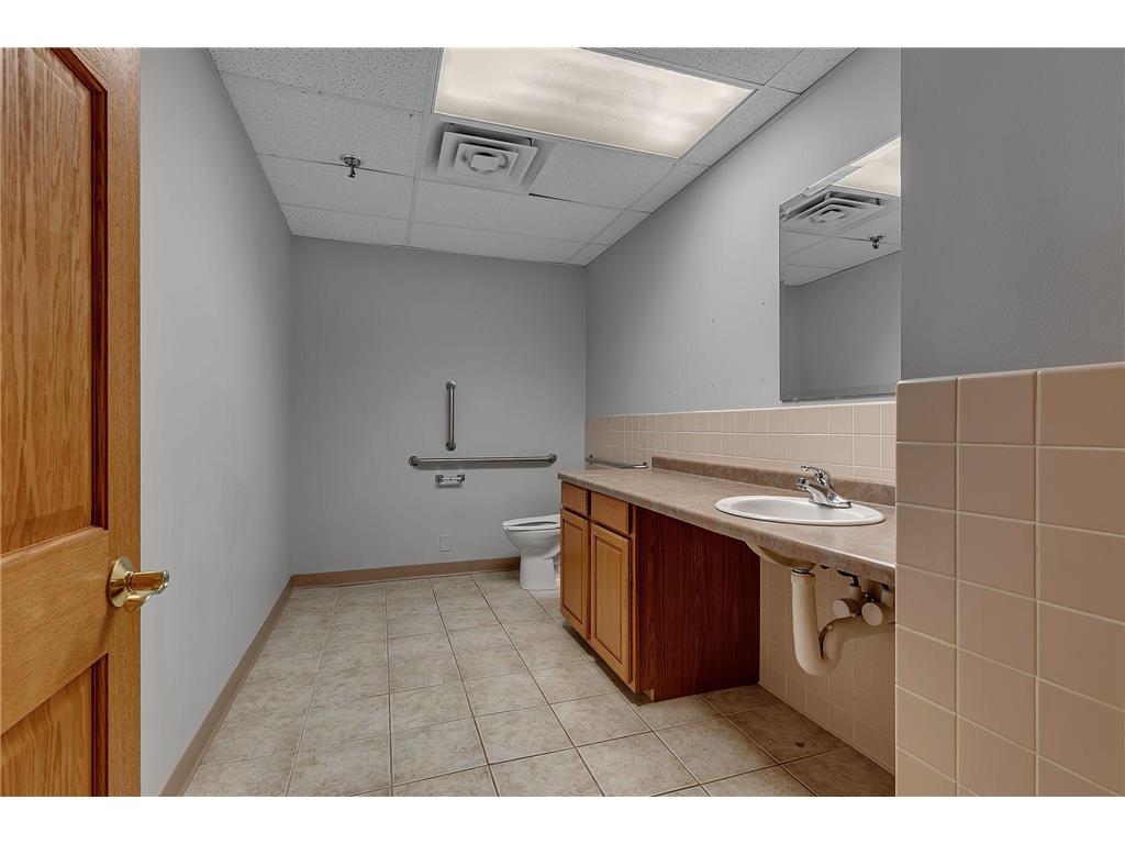 1411 W Saint Germain Street Saint Cloud MN 56301 6814811 image36