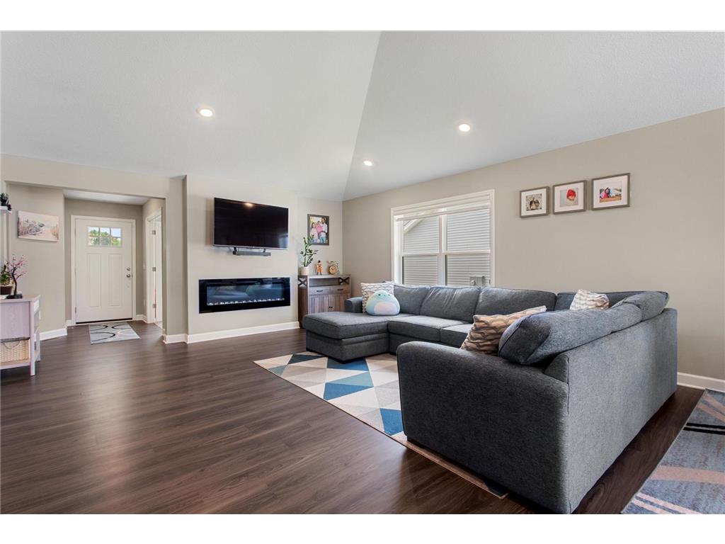 14111 Berkshire Lane N Dayton MN 55327 7091428 image13