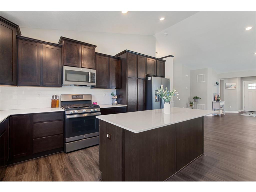 14111 Berkshire Lane N Dayton MN 55327 7091428 image4