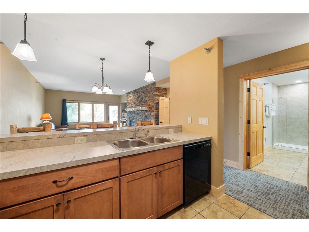 1412 # 5-102a Burlington Road #5-102 Two Harbors MN 55616 - Superior 6760879 image7