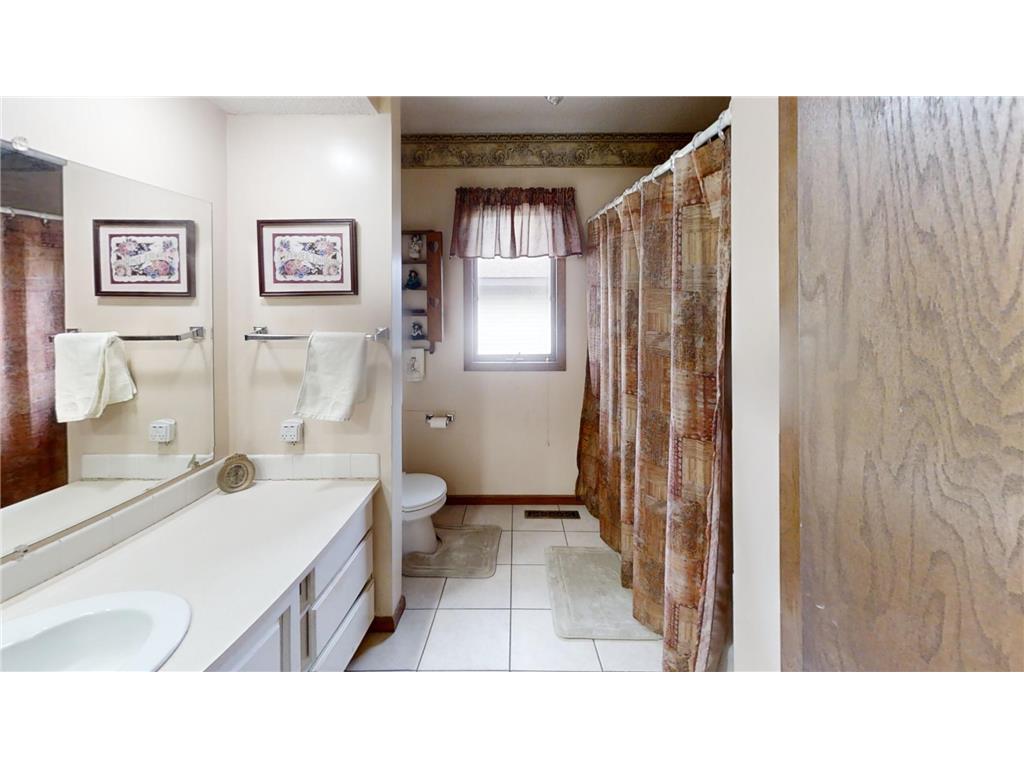 1412 Regency Lane Albert Lea MN 56007 7049805 image16