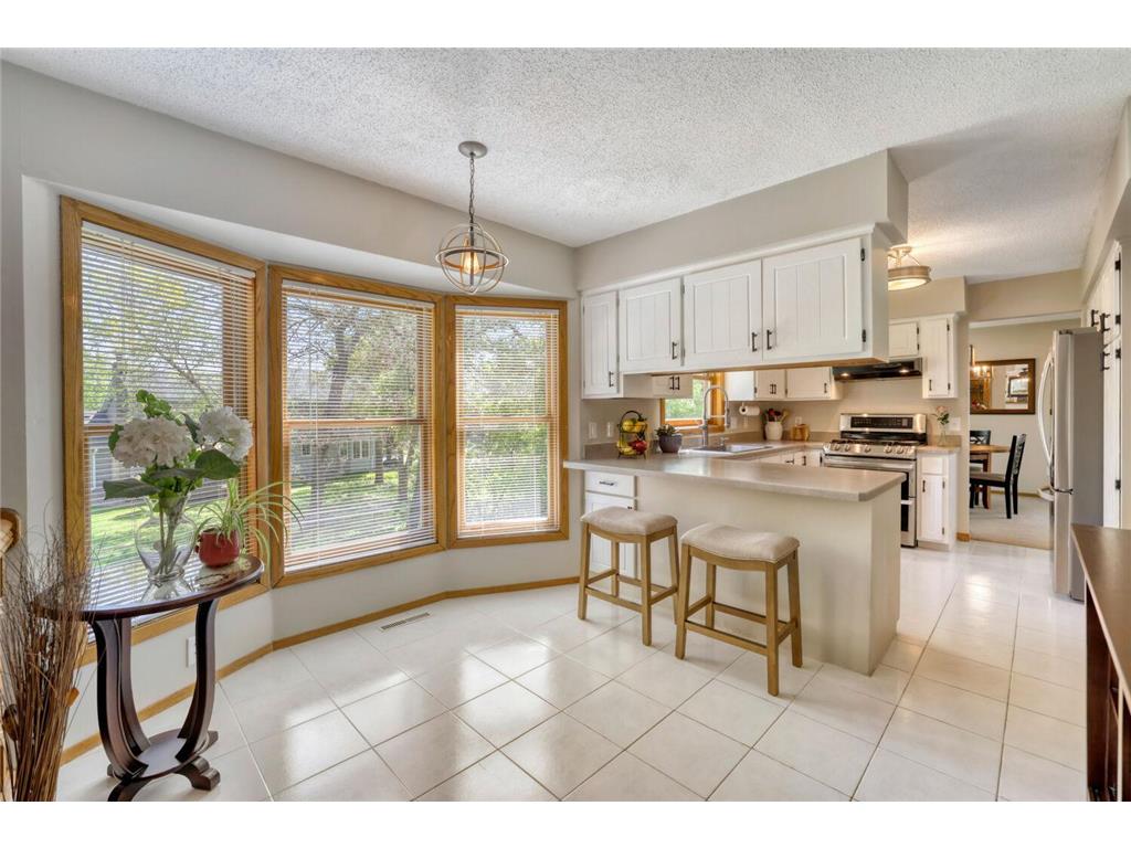 1412 Rushmore Crescent Burnsville MN 55306 7062513 image10