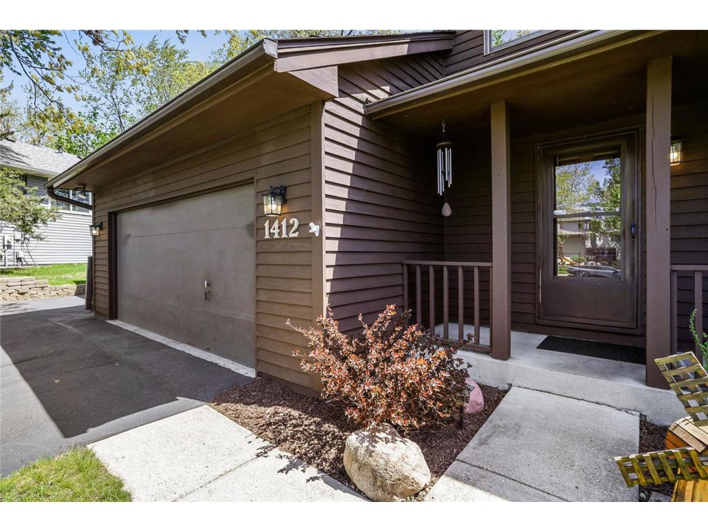 1412 Rushmore Crescent Burnsville MN 55306 7062513 image3