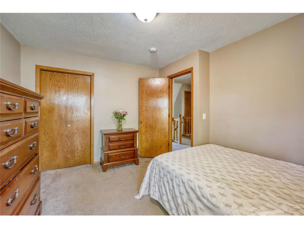 1412 Rushmore Crescent Burnsville MN 55306 7062513 image31